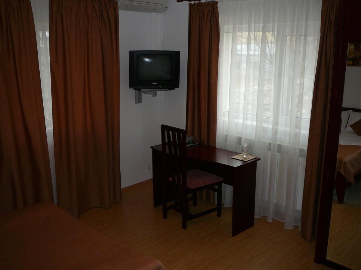 Casa Irma - Rooms For Rent Bacău Exterior foto